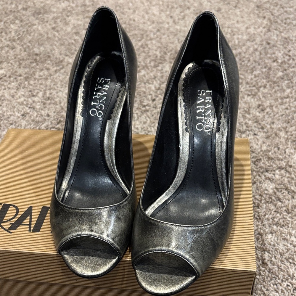 Franco Sarto Metallic Black Peep Toe Heels